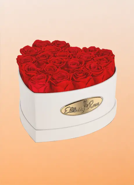 Preserved boxed roses